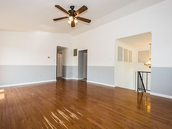 3rd image of 358 Stratford Ave