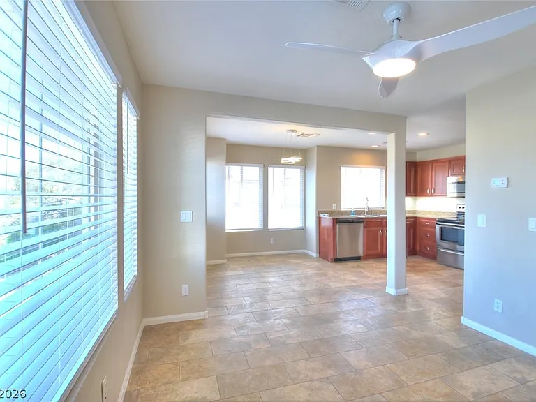 8400 Tiger Woods Ave — Photo 8