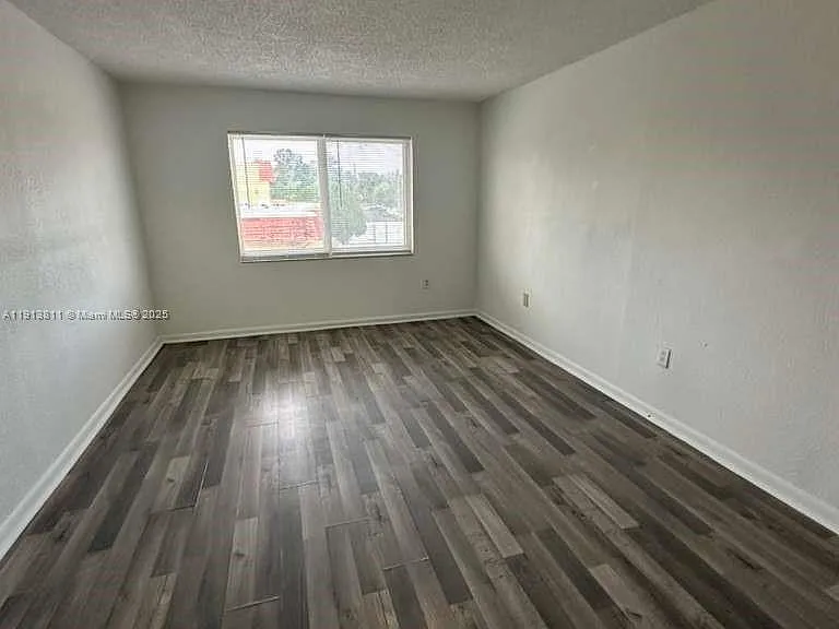 505 NW 177th St #222 — Photo 10