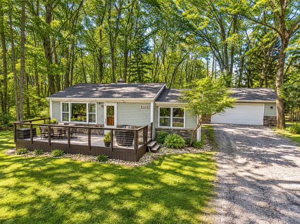 93140 Gravel Lake Dr, Lawton, MI 49065