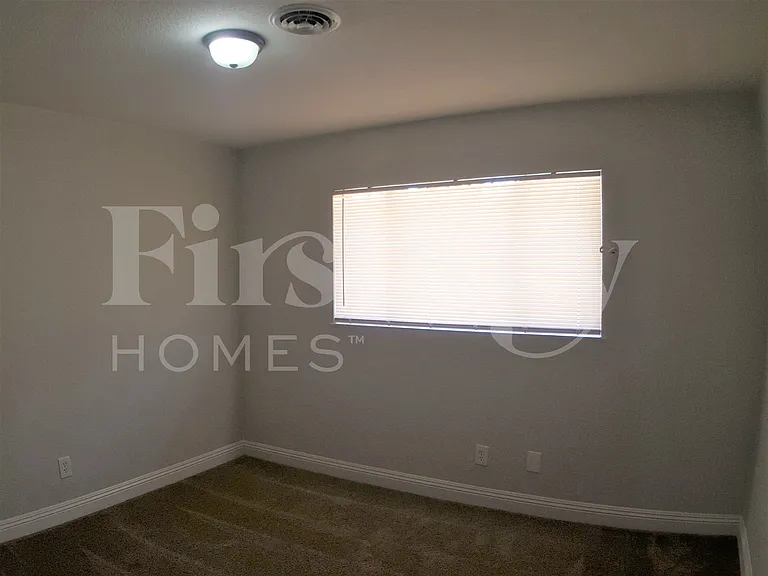 1209 Ralph Cir — Photo 15