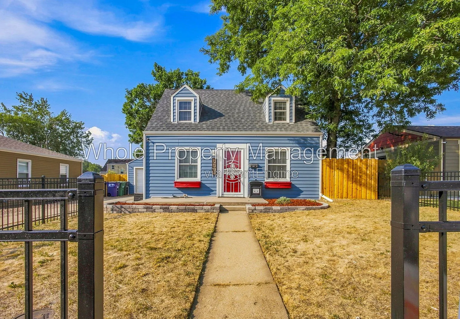 3 bed, 2.0 bath, 1282 sqft, $2,700 — Photo 1
