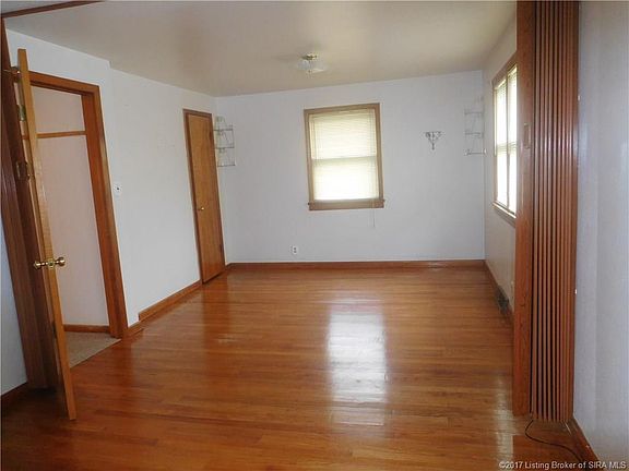 5th image of 114 N Virginia Ave