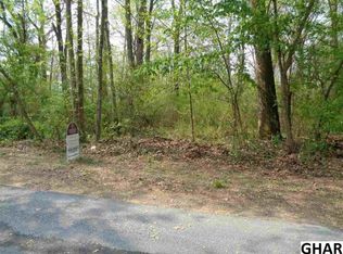 409 Criswell Dr, Boiling springs, PA 17007