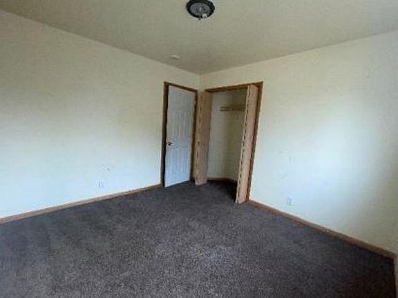 4th image of 6486-6488 N 53rd St