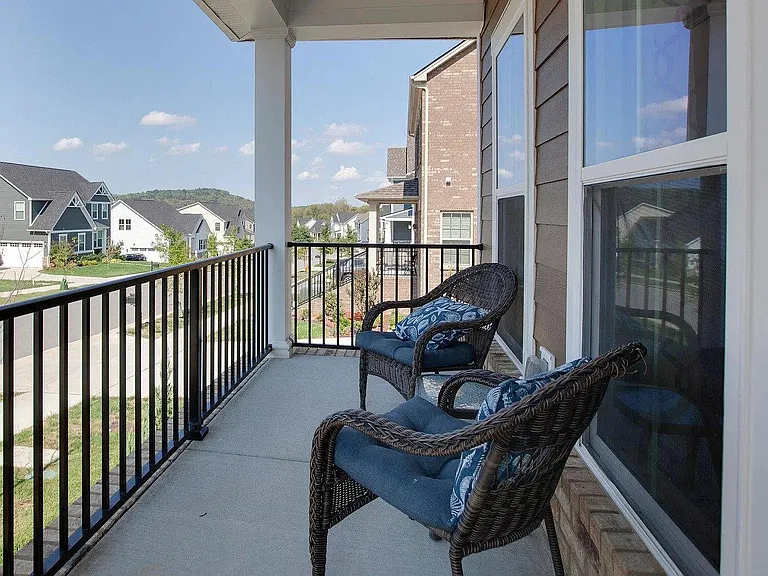 8033 Brookpark Ave — Photo 4