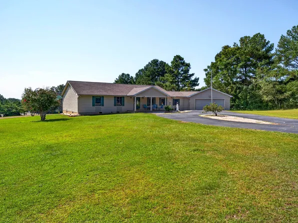 1380 Foster Rd, Inman, SC 29349