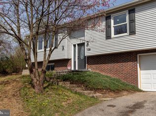 108 Melanie Ln, Pleasant Gap, PA 16823