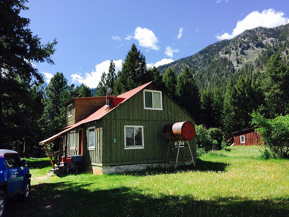 1st image of 425 Yellow Pine Avenue