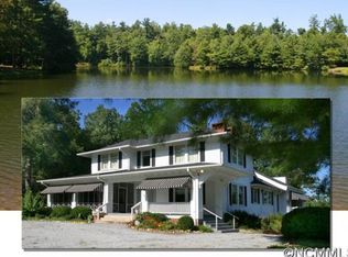 93 Embrook Lake Dr, Flat Rock, NC 28731