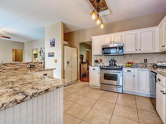 5th image of 1240 Woodthorpe Dr