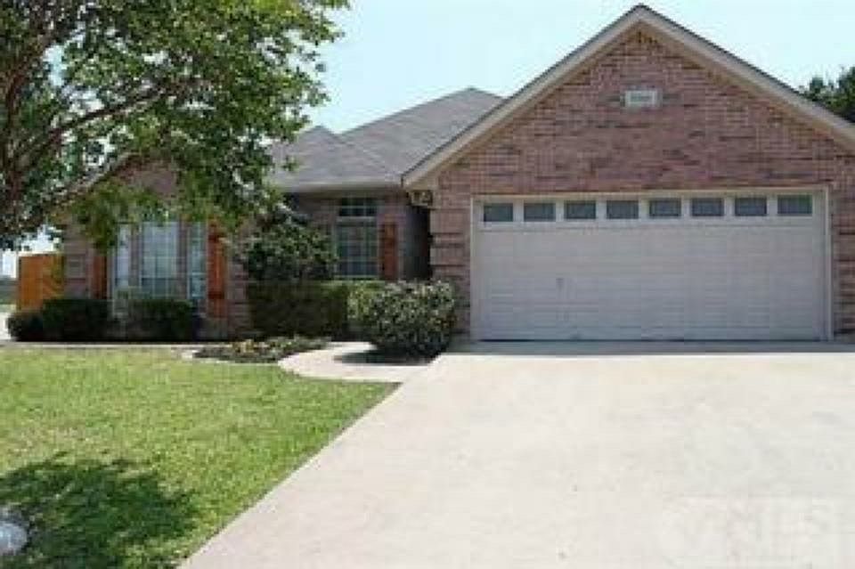 1st image of 9340 Weeping Willow Dr