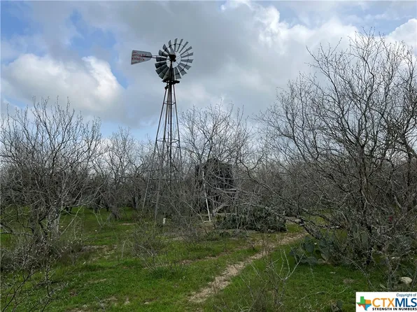 County Road 308, Gonzales, TX 78629