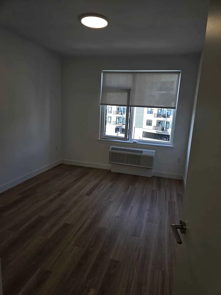 1 bed, 650 sqft, $1,950 — Photo 4