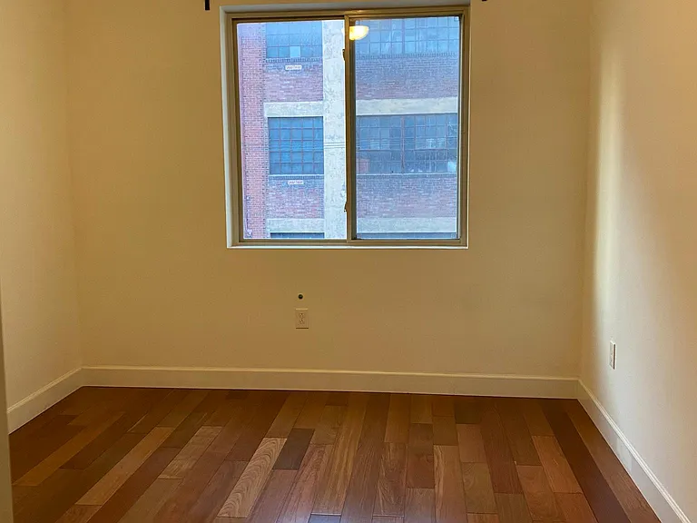 1028 Wood St #3F — Photo 18