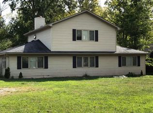 10708 Ward Ave, Louisville, KY 40223