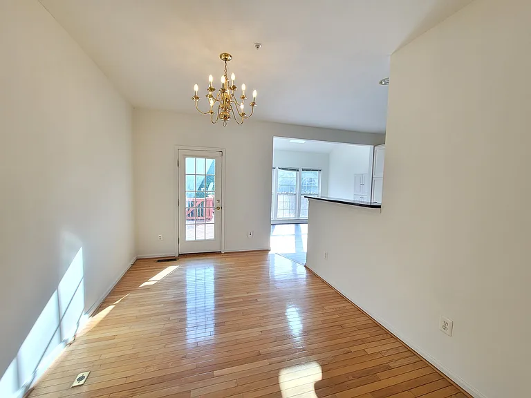 13115 Rosebay Dr — Photo 11