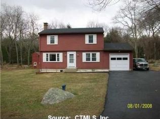 1 Barton Ln, Ledyard, CT 06339