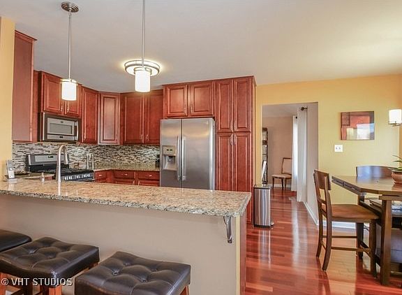 5th image of 9040 Merion Dr