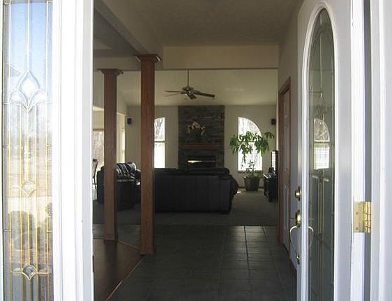 5th image of 6815 Perennial Ln