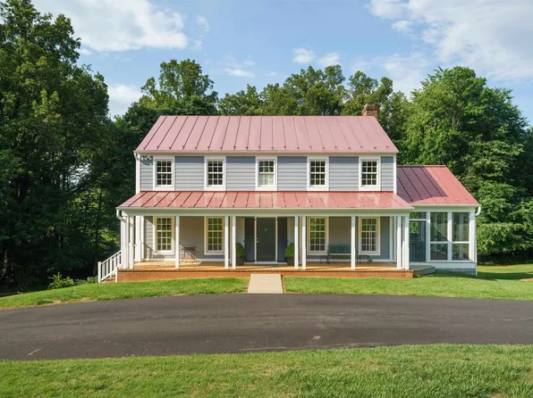 140 Langford Pl, Charlottesville, VA 22903