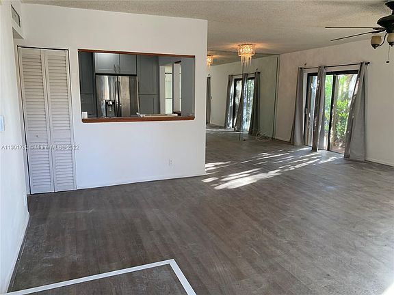 4th image of 2700 S University Dr APT 7D