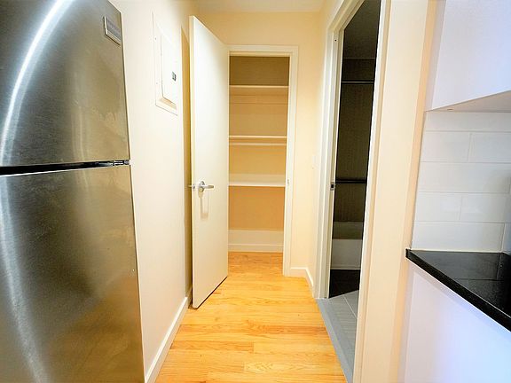 4th image of 23-15 Astoria Blvd #5G