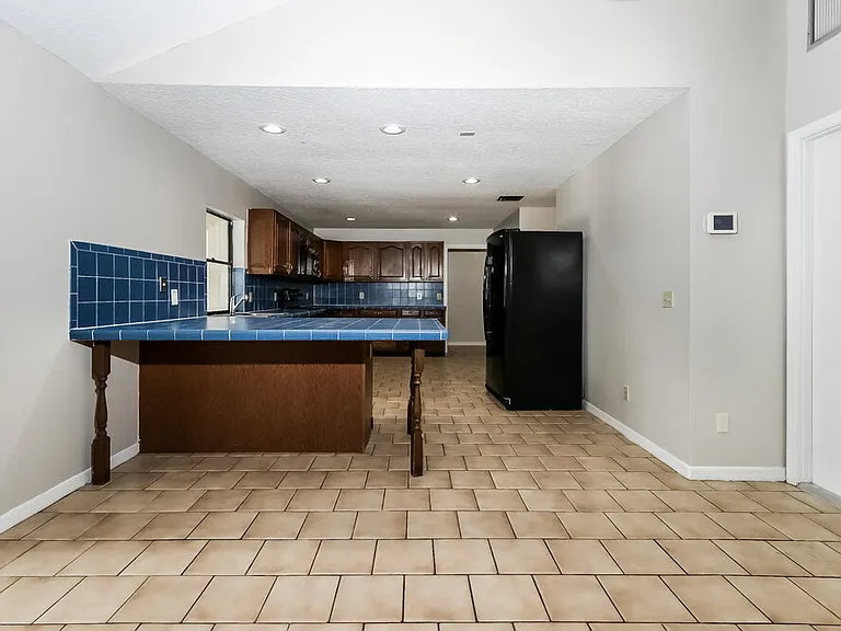 14480 Stirrup Ln — Photo 7