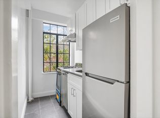 433 W 21st St APT 5B, New York, NY 10011