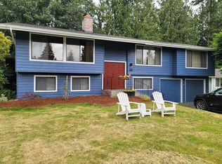 2182 NE Bartre Ct, Poulsbo, WA 98370