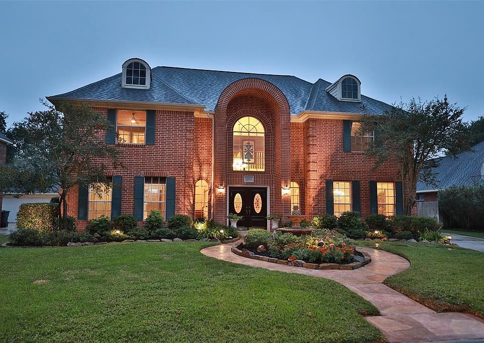 1st image of 12511 Pavilion Ct