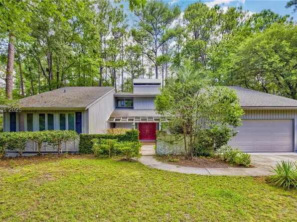 26 Brown Thrasher Rd, Hilton Head Island, SC 29926
