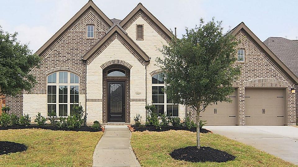 1st image of 2517 Royal Field Ln