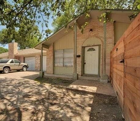 1st image of 10011 Quail Valley Blvd #B