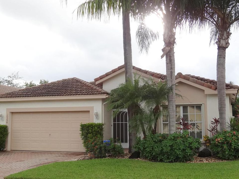 1st image of 10394 Utopia Cir E