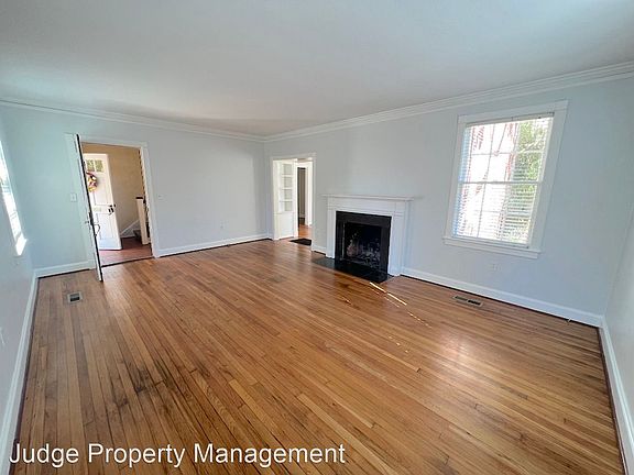 3rd image of 526 E 48th St APT A