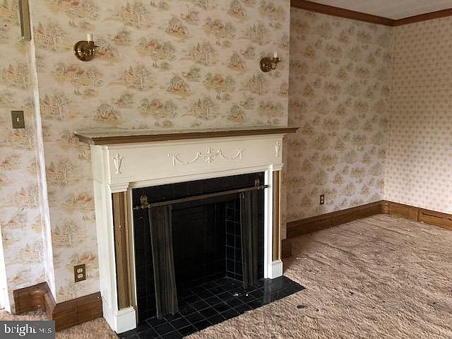 2nd image of 239 Pine St