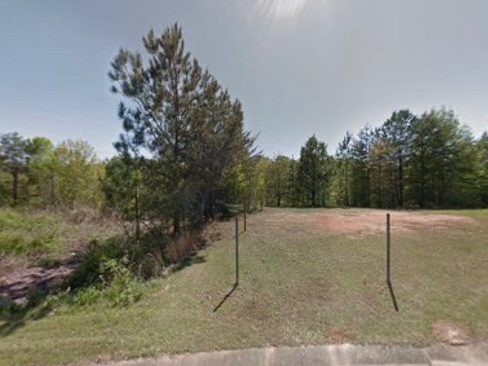 2nd image of 144 Fairlane Drive