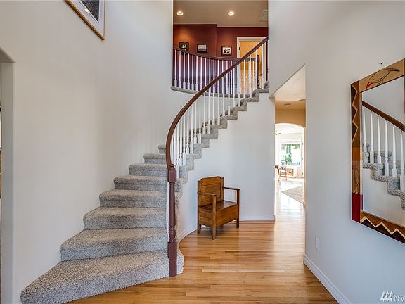 2nd image of 3435 Ashwood Dr