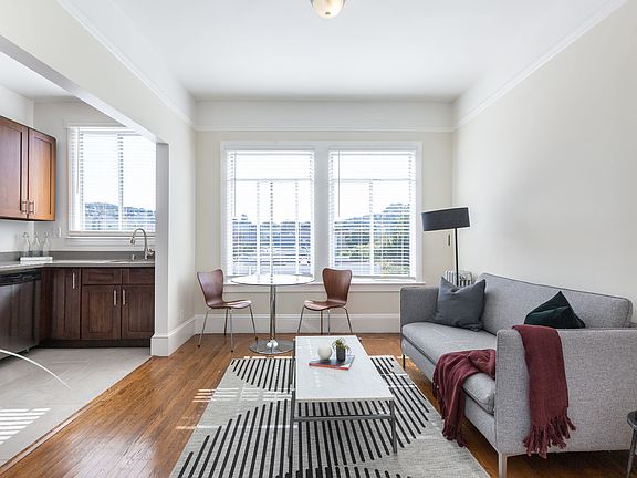 3rd image of 40 Tiffany Ave APT 11