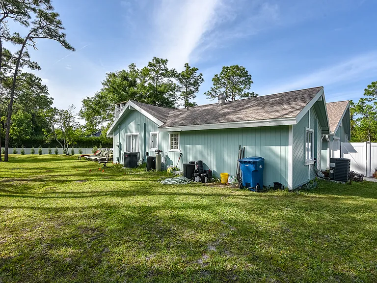 213 Riverbend Rd — Photo 47
