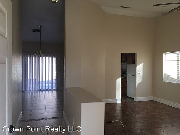 4th image of 2626 Napa Dr