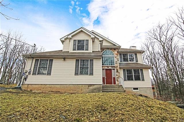 1st image of 516 Moonlight Ln