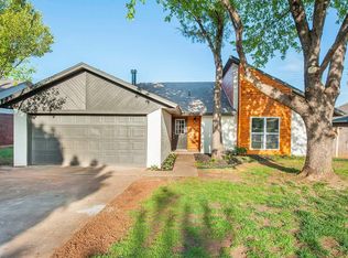 2509 Tracys Ter, Edmond, OK 73013