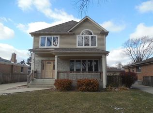 612 Willow St, Itasca, IL 60143