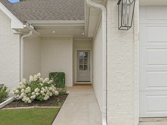 3rd image of 4312 Lynx Ln