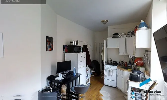 Rented by FirstService Realty (legacy) | media 8