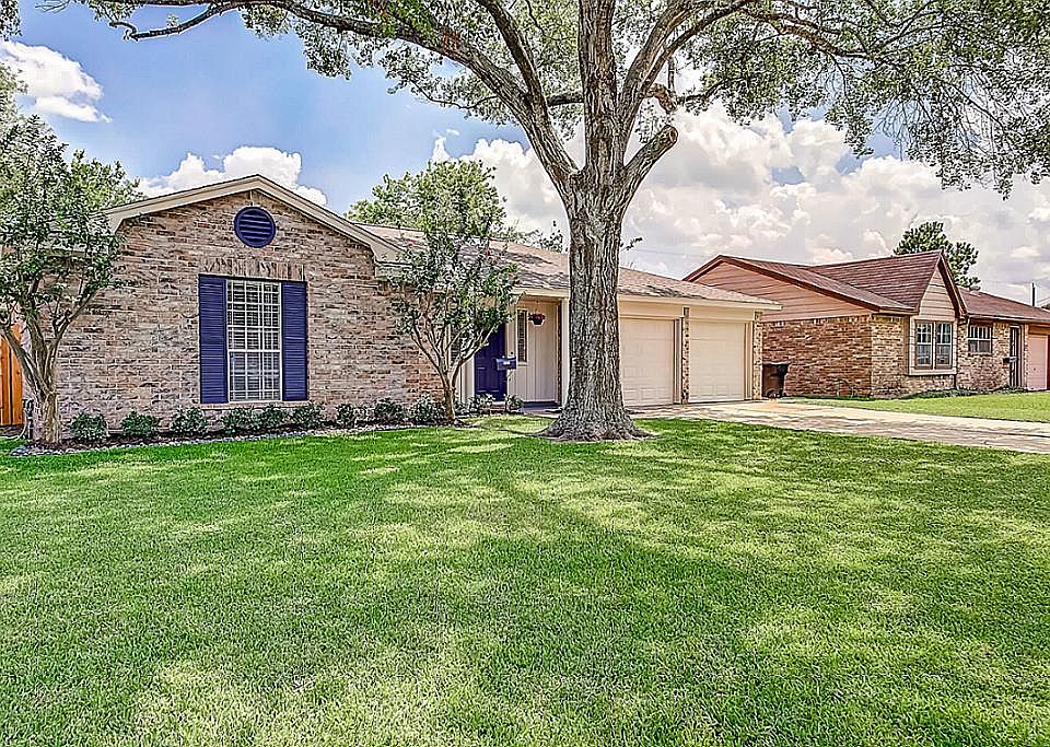 9623 Windswept Ln, Houston, TX 77063 | Zillow