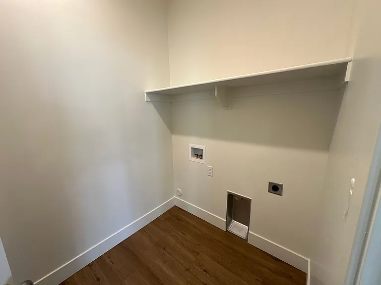 604 S 2355 W — Photo 25