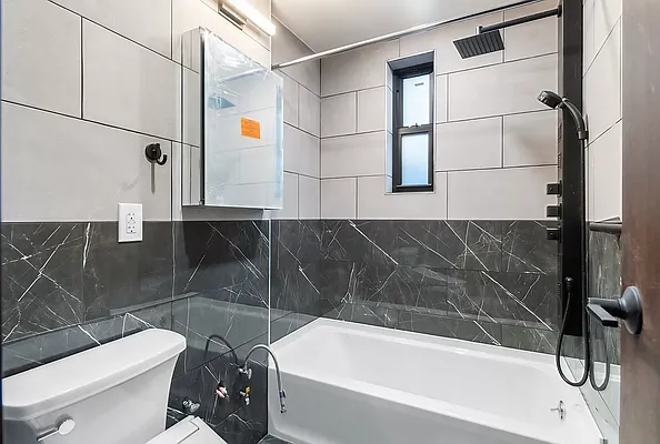 Rented by REAL New York | media 5